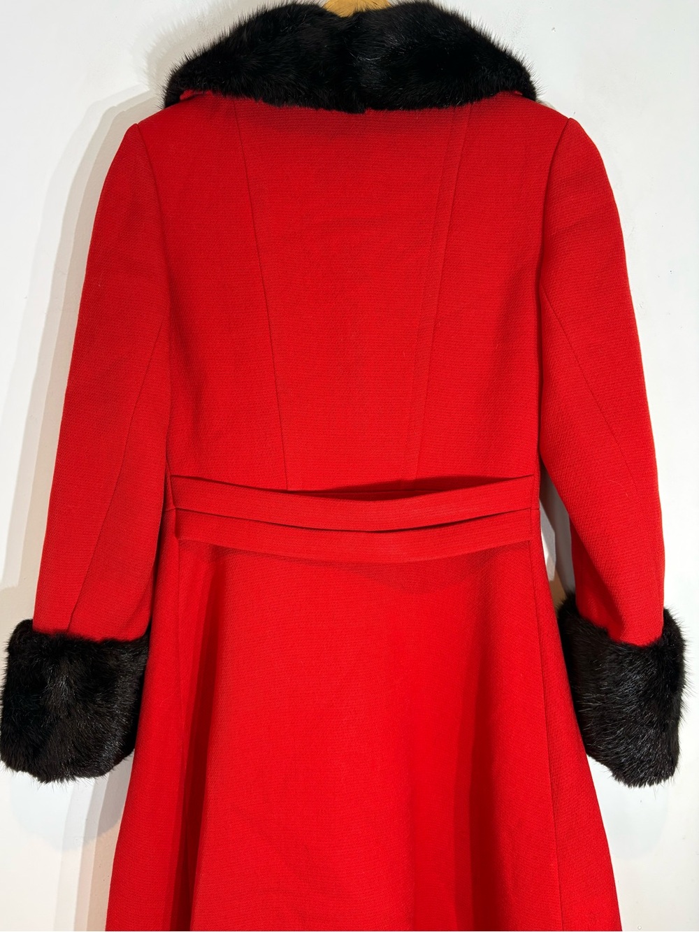 Vintage 1960s Red Wool Genuine Fur Trim Coat XS - Picture 7 of 13